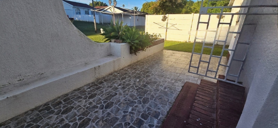 2 Bedroom Property for Sale in Aston Bay Eastern Cape